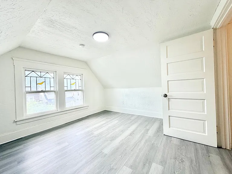 4025 Henritze Ave #2 — Photo 22