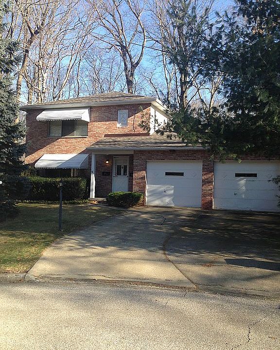 1st image of 1879 & 1881 Cromwell Dr