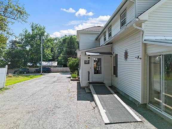 5th image of 19 Spring Street