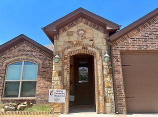 104 Hilltop Ave, Godley, TX 76044