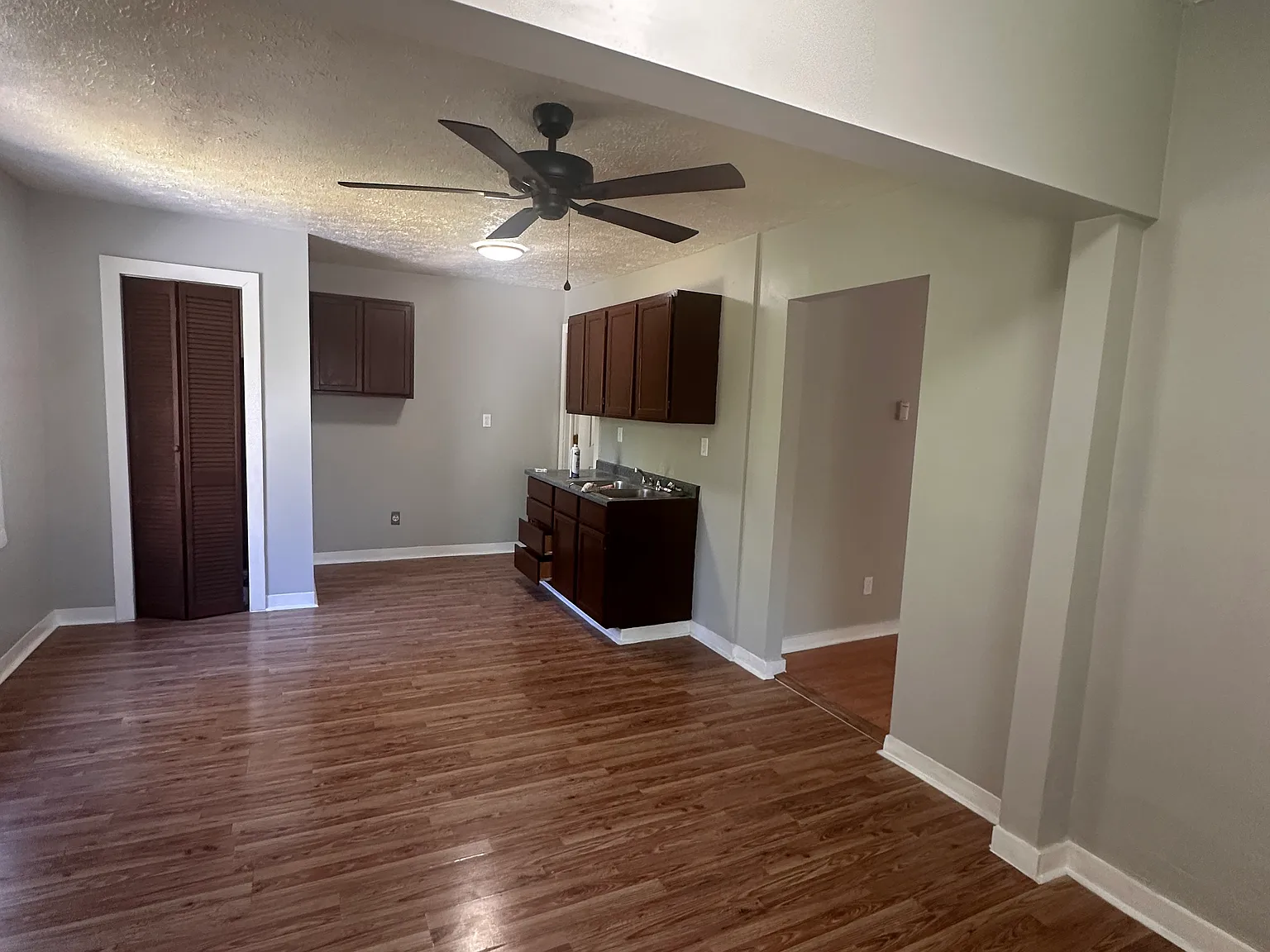 2 bed, 832 sqft, $950 — Photo 1
