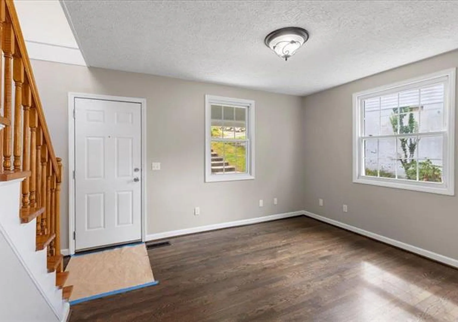 Radford, 3 BR / 2 BA, Available — Photo 4