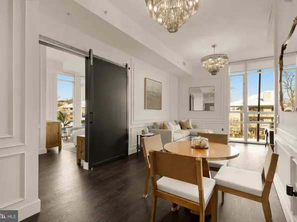 12025 New Dominion Pkwy APT 124, Reston, VA 20190