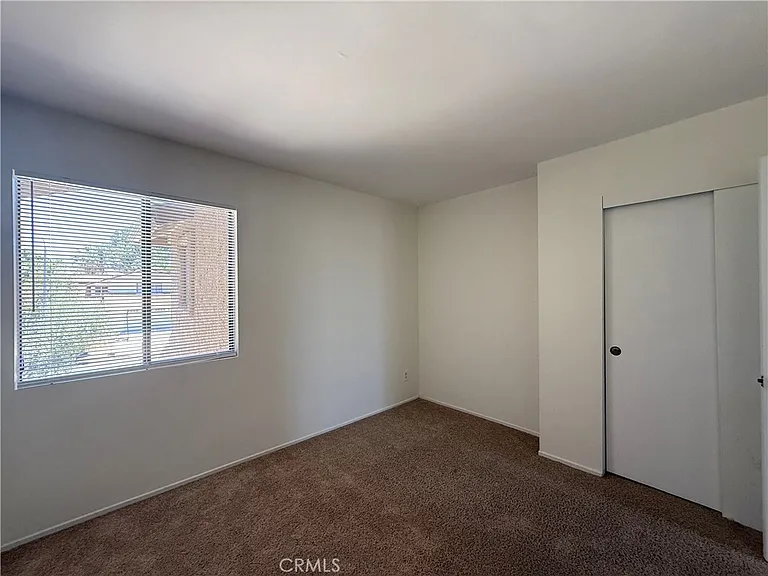 21417 Germain St — Photo 27