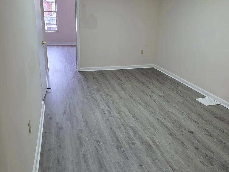 2243 W Fayette St — Photo 9