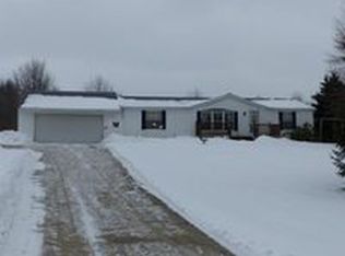 16625 4b Rd, Plymouth, IN 46563