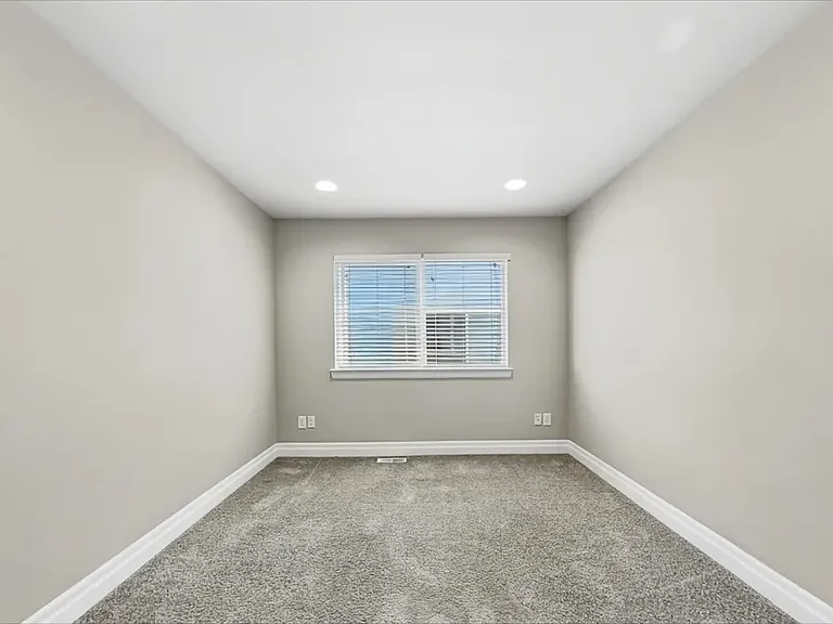 1574 Cypress Point Ave — Photo 1