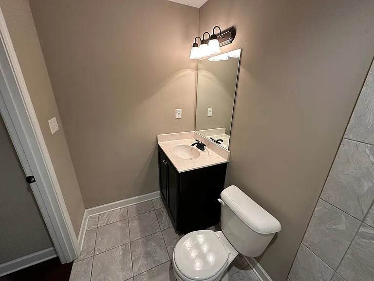 8053 Switzer Dr — Photo 22