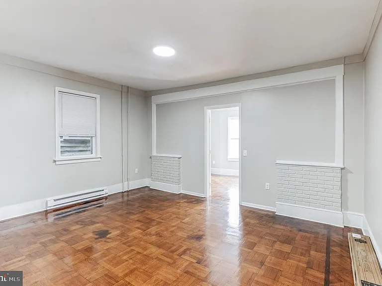 312 Pine St #2 — Photo 8