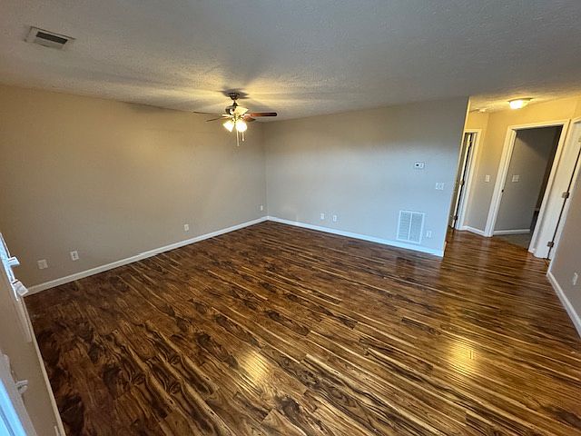 1st image of 3000 Kaustin Dr #8a7bdd18e