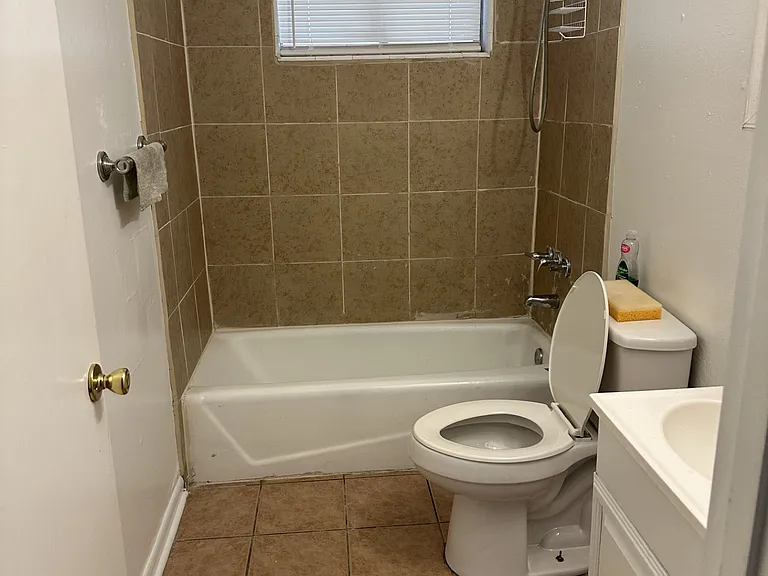 8513 Dinkins St — Photo 2