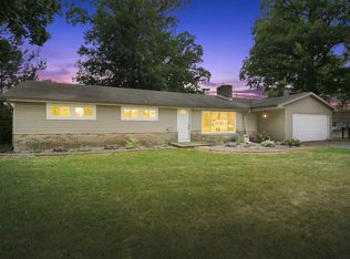 7102 Shady Ln, Fort Wayne, IN