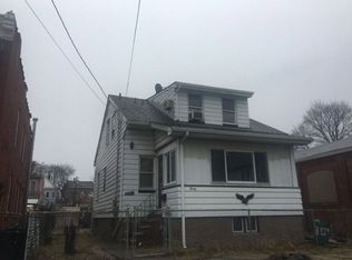 30 John St, Haledon, NJ 07508