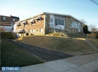 251 Dimarco Dr, Philadelphia, PA 19154