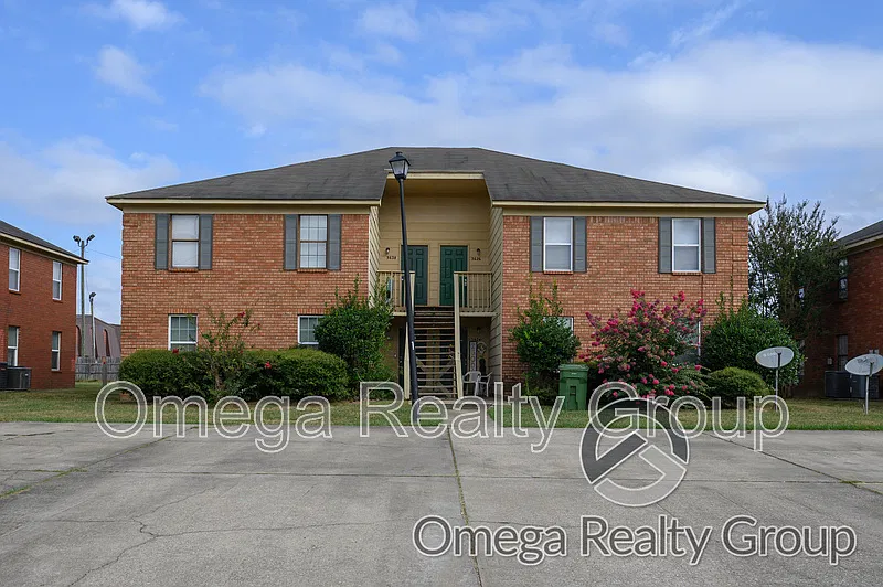 Castle Ridge Apartments — Photo 1