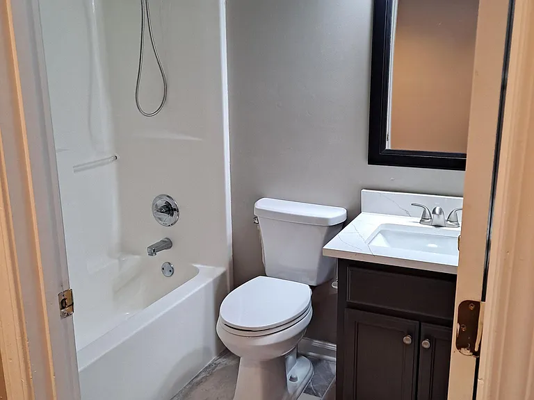 133 Julian Pl — Photo 6