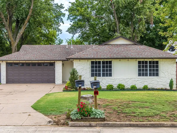 833 W 23rd St N, Claremore, OK 74017