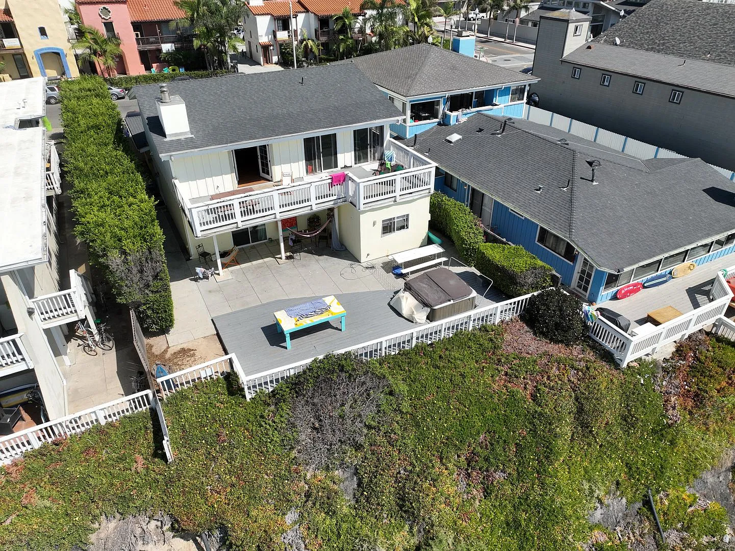 6557 Del Playa — Photo 2