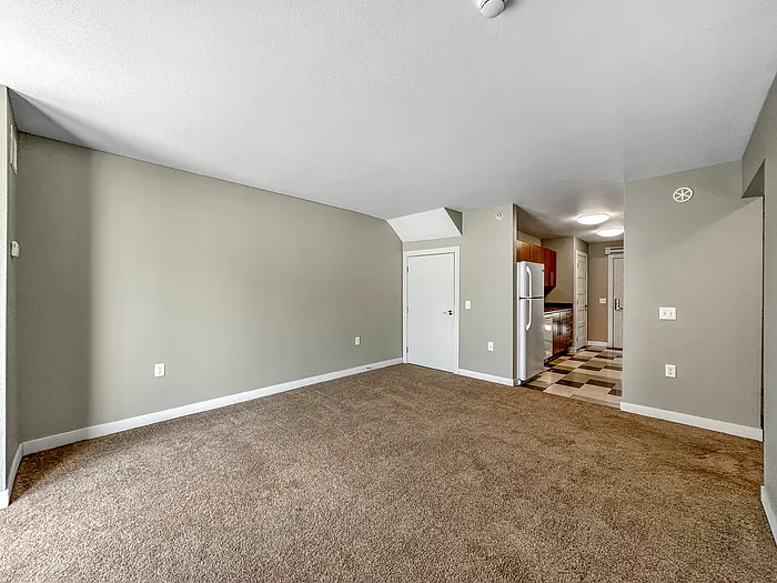 2440 SW 9th St #5 — Photo 5