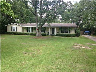 2nd image of 1220 Forest Ave