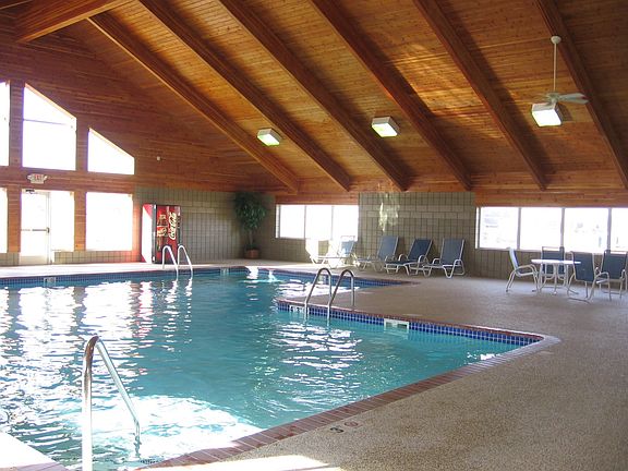 4th image of 1321 Lake Dr W APT 102