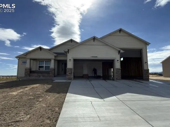 13059 Highland Crest Dr, Falcon, CO 80831