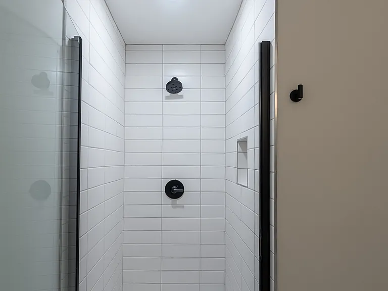 102 Duke St #1-8 — Photo 13