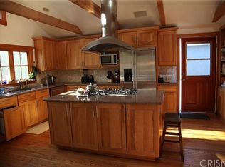5240 Lennox Ave, Van Nuys, CA 91401