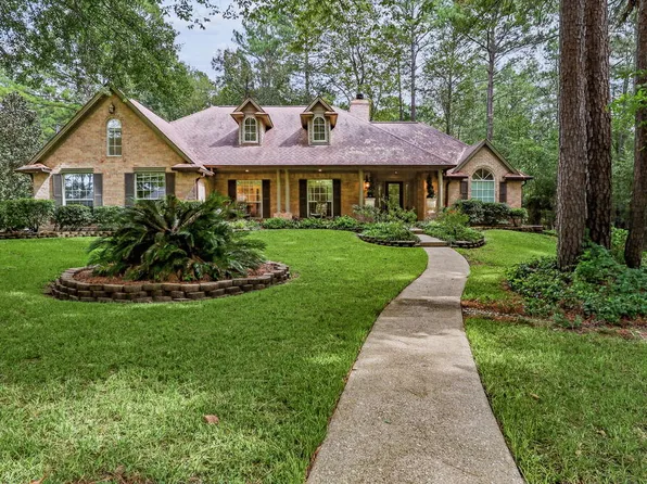 504 Carriage Dr, Lufkin, TX 75904