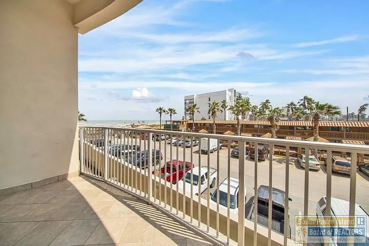 2700 E Gulf Blvd #104