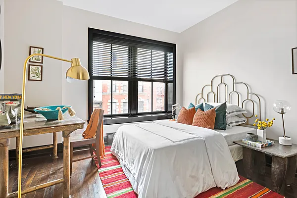 Sold by Nest Seekers International | media 23