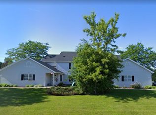 2318 Valley Rd #2318, Plymouth, WI 53073