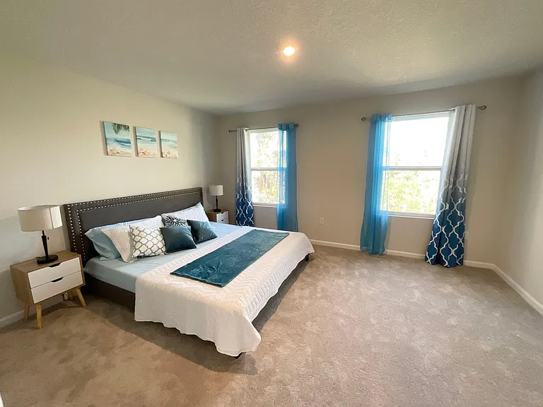 5889 Creekside Crossing Dr — Photo 3