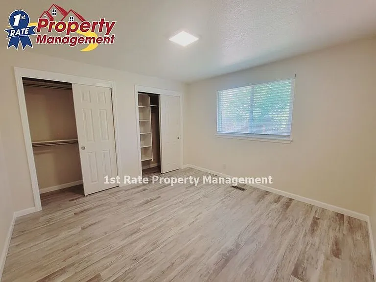 4336 W Rose Hill Ct — Photo 8