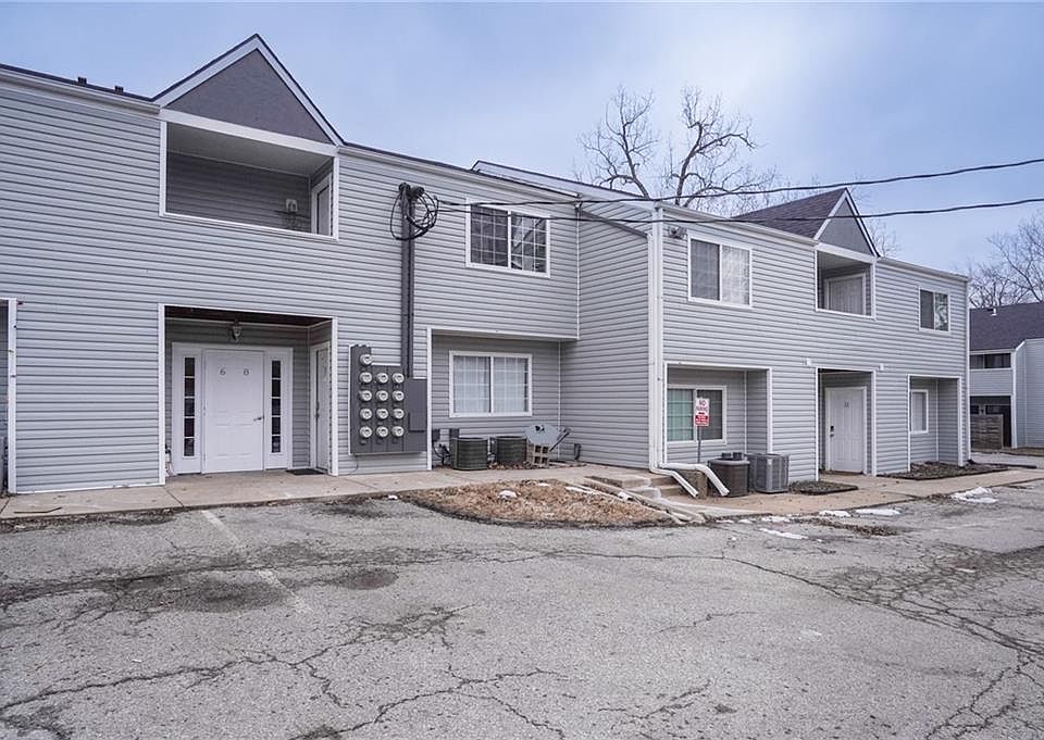 1st image of 1505 W 25th Ct