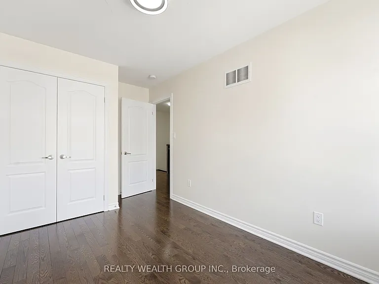 7 City Park Cir — Photo 22