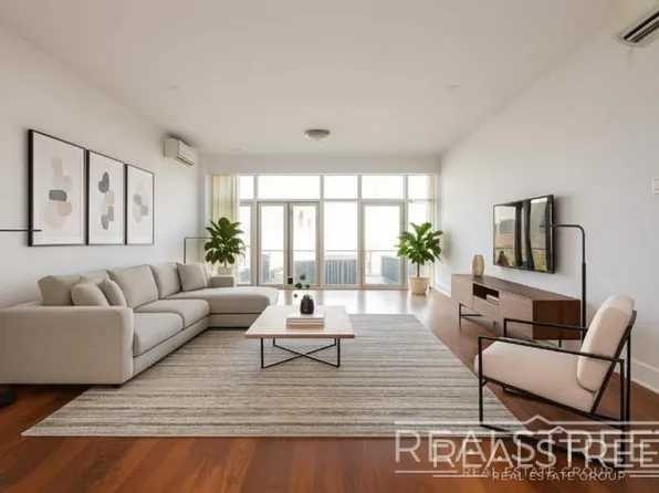 90-02 Queens Boulevard image 1 of 14