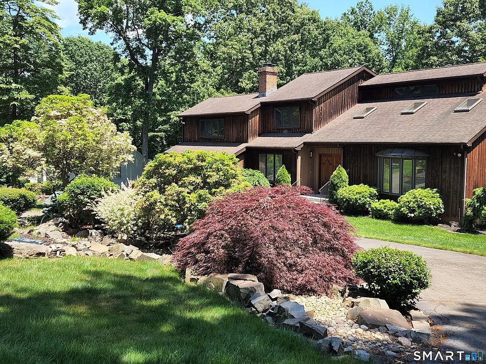 1st image of 925 Dunbar Hill Rd
