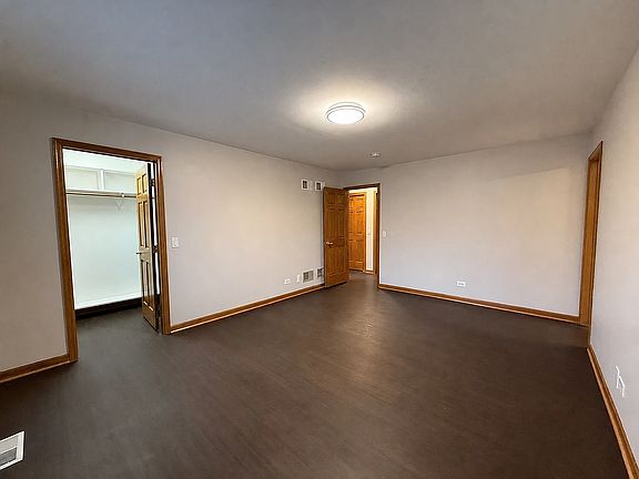 3rd image of 319 Dee Ct #Sc