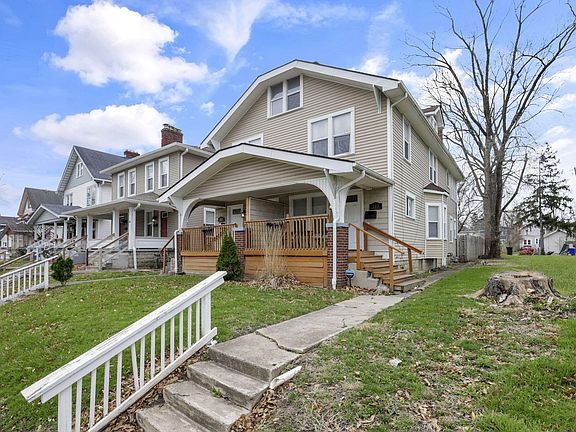 4th image of 717-719 Fairwood Ave