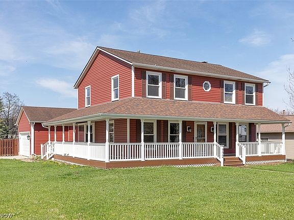 3rd image of 772 Camden Ln