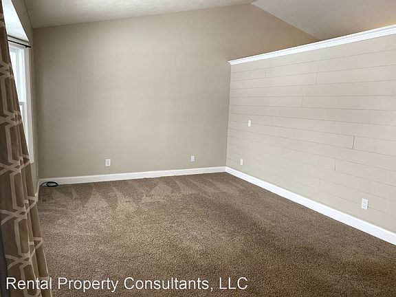 5th image of 2456 Greenings Ave NE