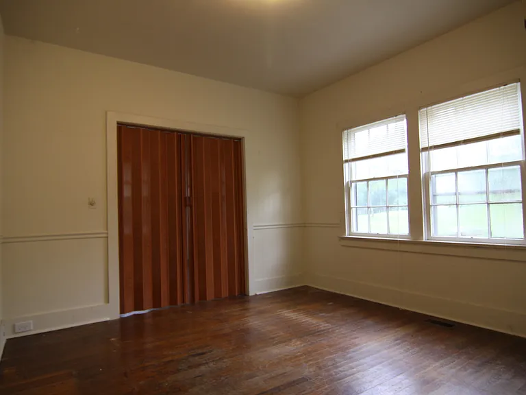 251 Forbes Ave — Photo 5