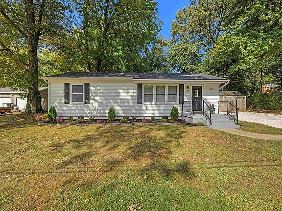 3rd image of 6530 Harmony Dr