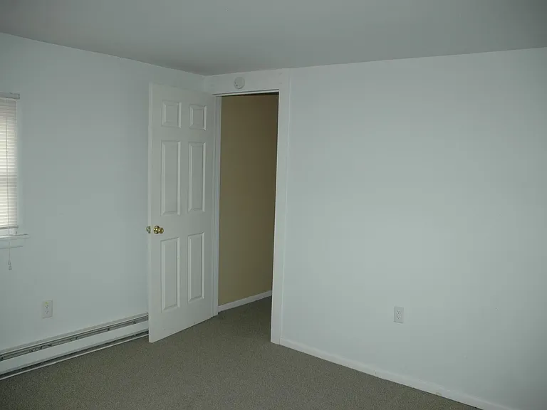 635 Foleys Ct — Photo 5