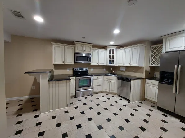 12213 Sour Gum Ct, Gainesville, VA 20155