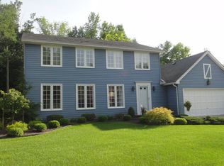 79 Primrose Ln, East Amherst, NY