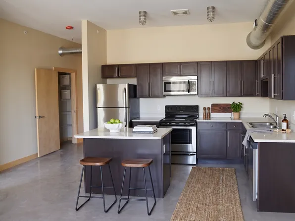 501 Brady New