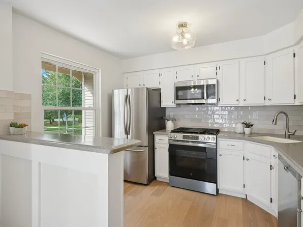 801 Porter Way W, Bridgewater, NJ 08807