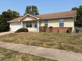 519 Merribrook Ln, O'Fallon, MO 63368